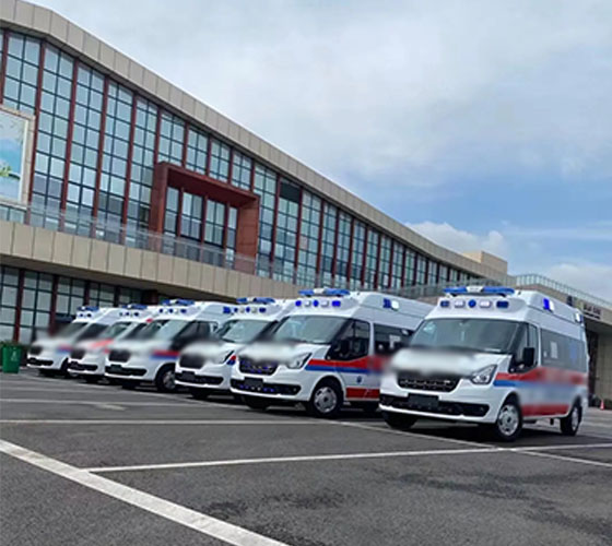 班玛县服务车队展示