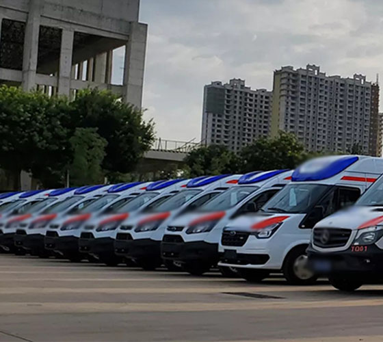 班玛县服务车队展示